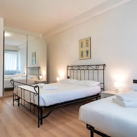 Appartement 2 Min Metro - Sleeps 7 - 2 Bedroom - 2 Baths